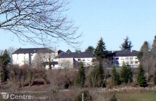 Bénévent-lʼAbbayeAux Cieuxアパートメント エクステリア 写真